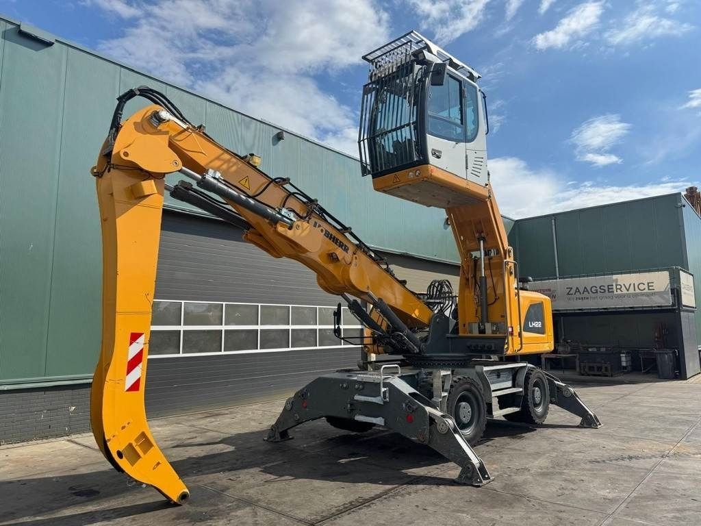 Liebherr LH 22 M - Waste/ Industry handler: picture 2 Liebherr LH 22 M - Waste/ Industry handler: picture 2