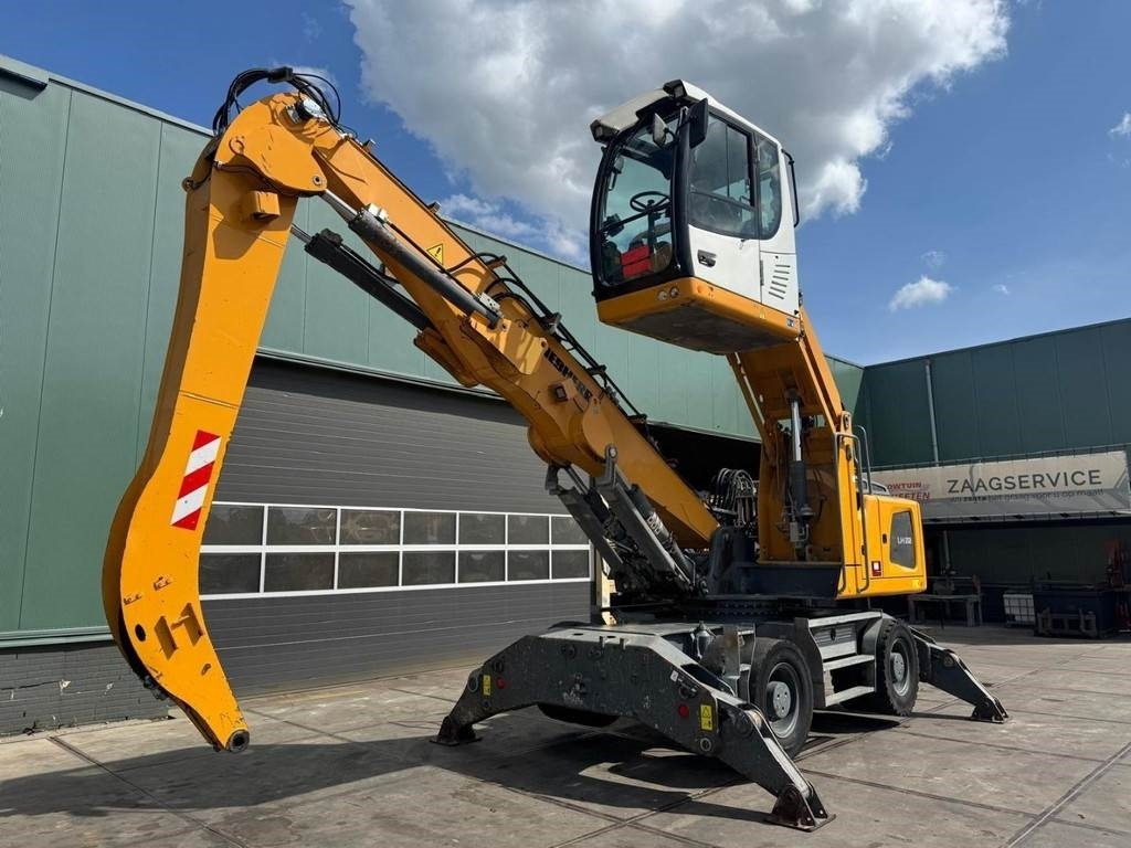 Liebherr LH 22 M - Waste/ Industry handler: picture 2 Liebherr LH 22 M - Waste/ Industry handler: picture 2