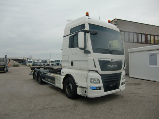 MAN TGX 26.460 XXL 6x2 Liftachse Euro 6 Unterfaltbühne - Container transporter/ Swap body truck: picture 3 MAN TGX 26.460 XXL 6x2 Liftachse Euro 6 Unterfaltbühne - Container transporter/ Swap body truck: picture 3