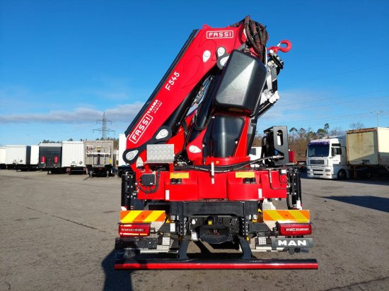 MAN TGX 26.510 LL Pritsche, Fassi F545RA.2.28XE, Containerverschlüsse, - Dropside/ Flatbed truck, Crane truck: picture 3 MAN TGX 26.510 LL Pritsche, Fassi F545RA.2.28XE, Containerverschlüsse, - Dropside/ Flatbed truck, Crane truck: picture 3