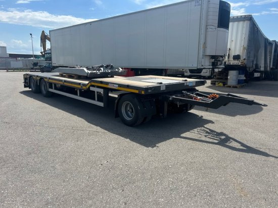 Maxtrailer 600 Tieflader 3-achs Luftgefedert, Elektroaggregat für Rampen - Low loader trailer: picture 1 Maxtrailer 600 Tieflader 3-achs Luftgefedert, Elektroaggregat für Rampen - Low loader trailer: picture 1