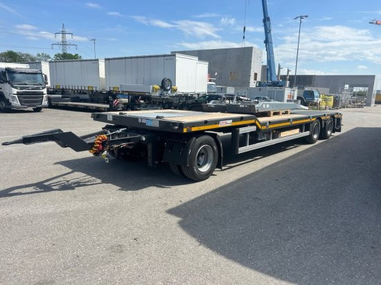 Maxtrailer 600 Tieflader 3-achs Luftgefedert, Elektroaggregat für Rampen - Low loader trailer: picture 5 Maxtrailer 600 Tieflader 3-achs Luftgefedert, Elektroaggregat für Rampen - Low loader trailer: picture 5