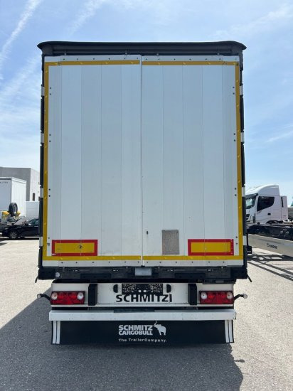 Schmitz SCB S3T, Varios, Liftachse, Edscha-Verdeck, - Curtainsider semi-trailer: picture 5 Schmitz SCB S3T, Varios, Liftachse, Edscha-Verdeck, - Curtainsider semi-trailer: picture 5