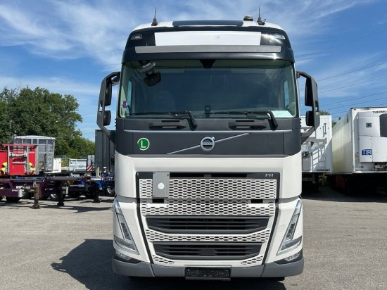 Volvo FH 500 E6, I-Shift, Globetrotter - Tractor unit: picture 2 Volvo FH 500 E6, I-Shift, Globetrotter - Tractor unit: picture 2