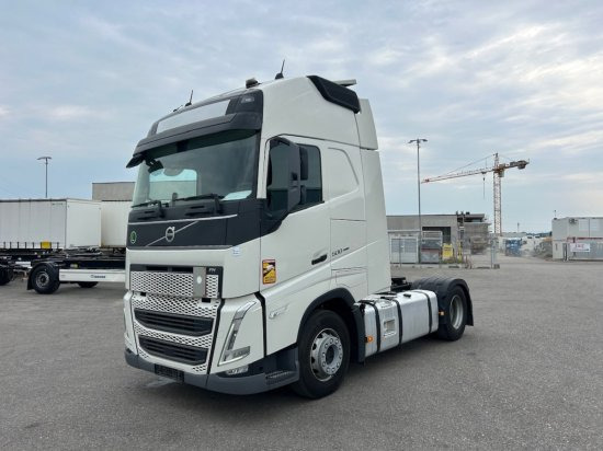 Volvo FH 500 EURO 6, I-Shift, Globetrotter, Standklima - Tractor unit: picture 1 Volvo FH 500 EURO 6, I-Shift, Globetrotter, Standklima - Tractor unit: picture 1