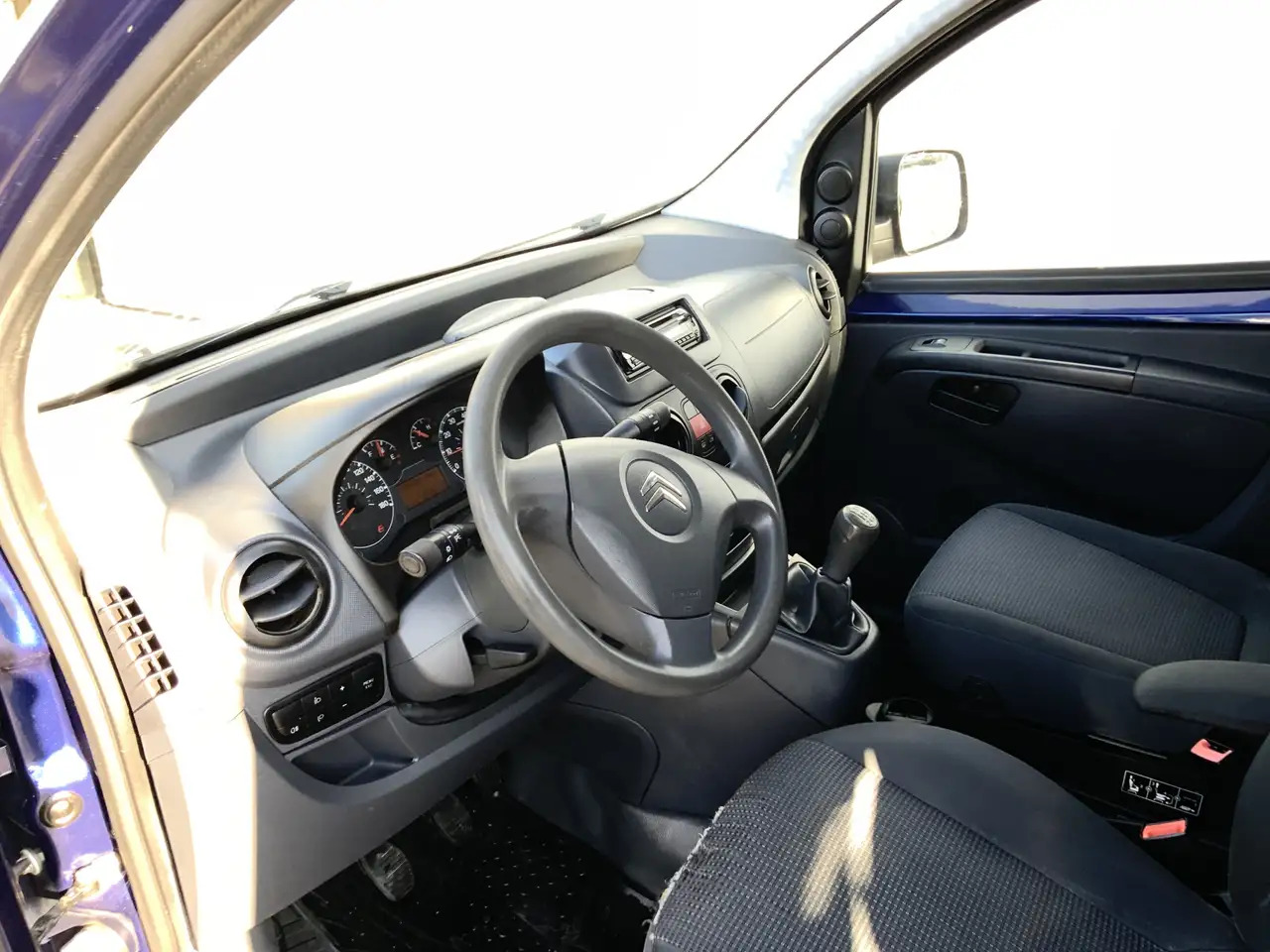 Citroen Nemo 1.4 HDi Airco Euro 5 - Small van: picture 5 Citroen Nemo 1.4 HDi Airco Euro 5 - Small van: picture 5