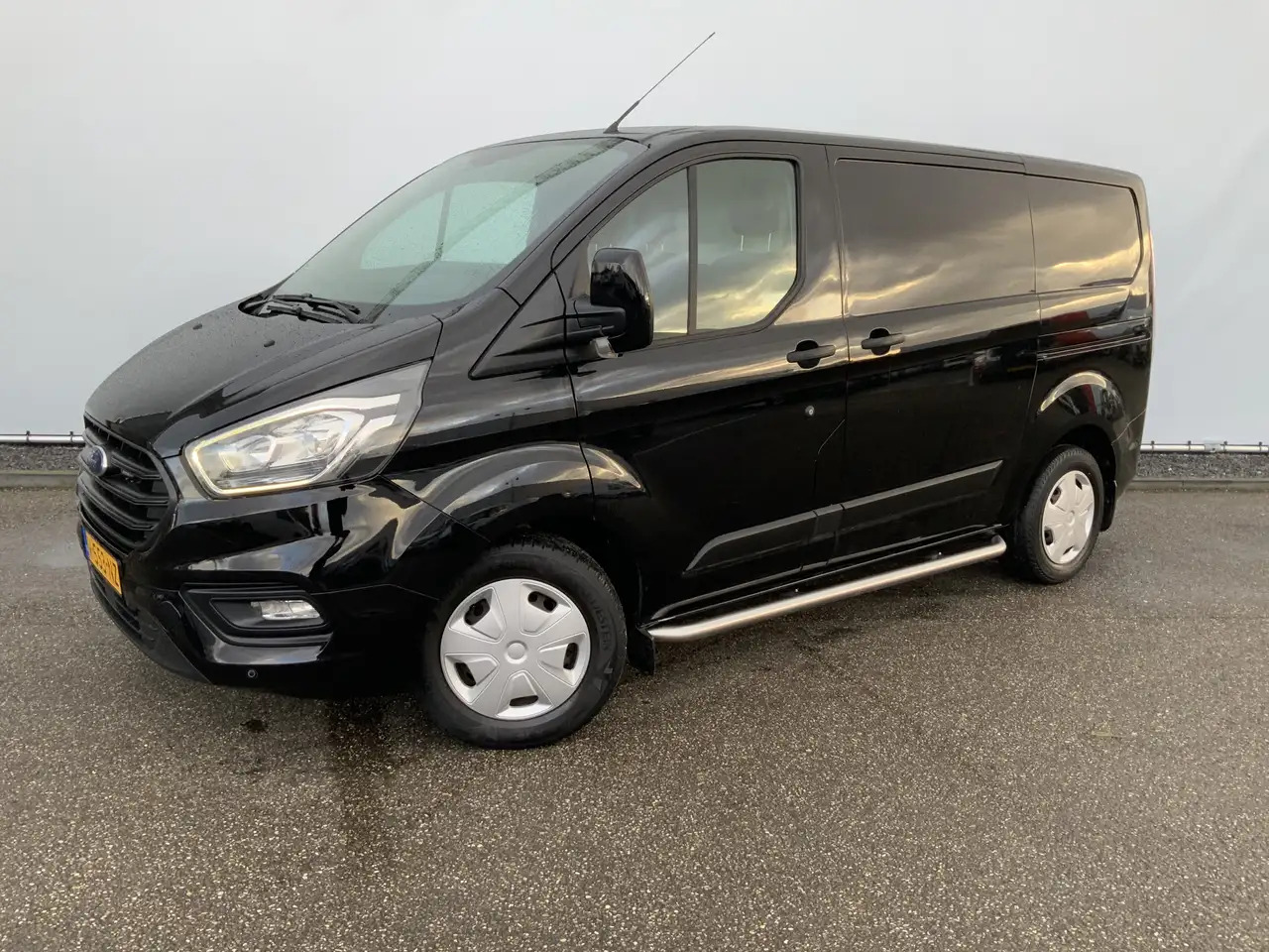 Ford Transit Custom 280 2.0 TDCI L1H1 Automaat Dub Schuifdeur Side Bar - Panel van: picture 1 Ford Transit Custom 280 2.0 TDCI L1H1 Automaat Dub Schuifdeur Side Bar - Panel van: picture 1