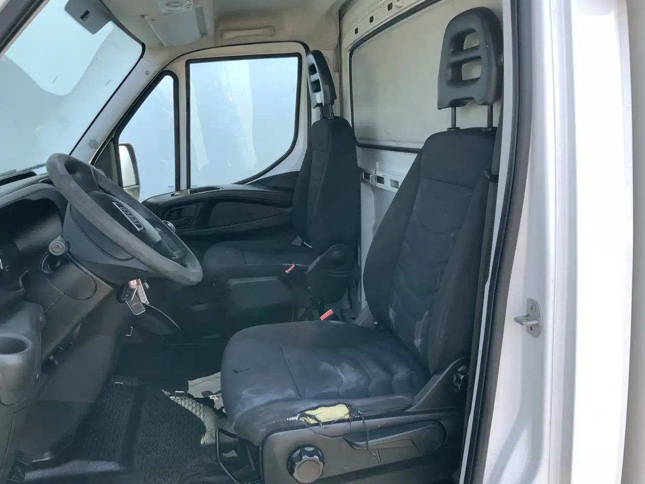 Iveco Daily 35S12 2.3 345 EURO 6 vrieswagen -40 C ijsauto Bakm - Refrigerated van: picture 4 Iveco Daily 35S12 2.3 345 EURO 6 vrieswagen -40 C ijsauto Bakm - Refrigerated van: picture 4