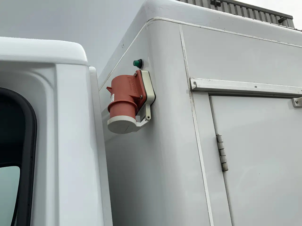 Mercedes-Benz Sprinter 311 2.2 CDI 366 40 gr _0 ijswagen 10 Deuren Euro 6 - Refrigerated van: picture 4 Mercedes-Benz Sprinter 311 2.2 CDI 366 40 gr _0 ijswagen 10 Deuren Euro 6 - Refrigerated van: picture 4