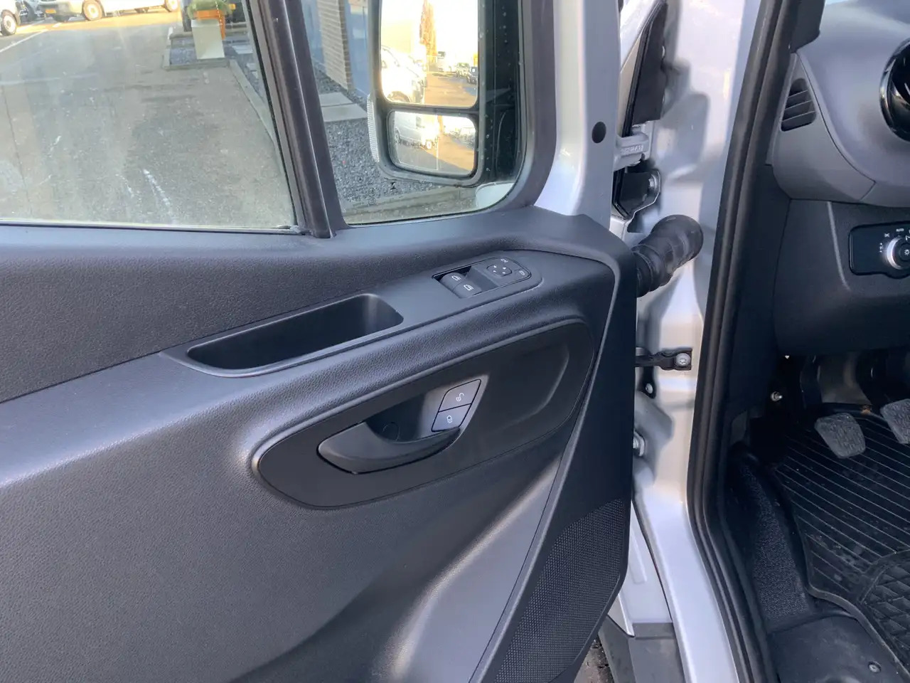 Panel van Mercedes-Benz Sprinter 314 2.2 CDI L2H2 Airco Cruise 3 Zits Trekhaak 2000: picture 9