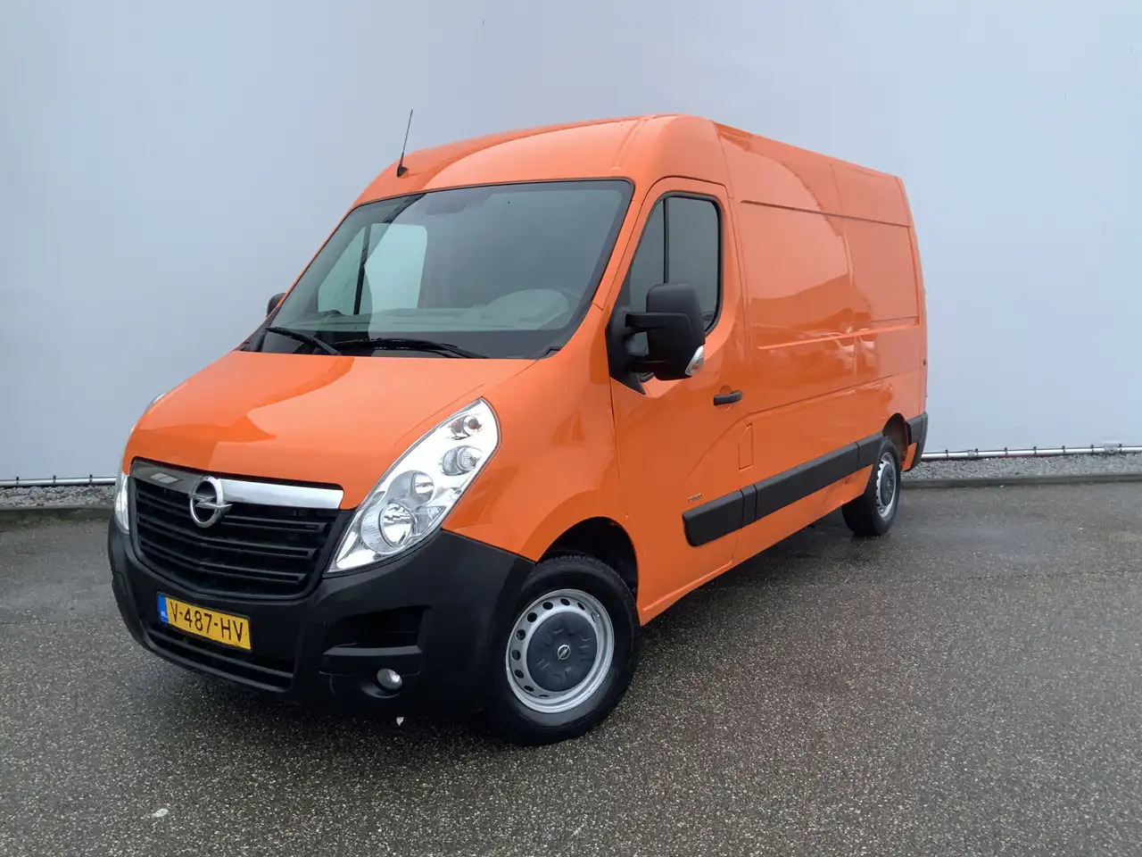 Opel Movano 2.3 CDTI BiTurbo L2H3 Start/Stop Airco 3 Zits Trek - Panel van: picture 1 Opel Movano 2.3 CDTI BiTurbo L2H3 Start/Stop Airco 3 Zits Trek - Panel van: picture 1