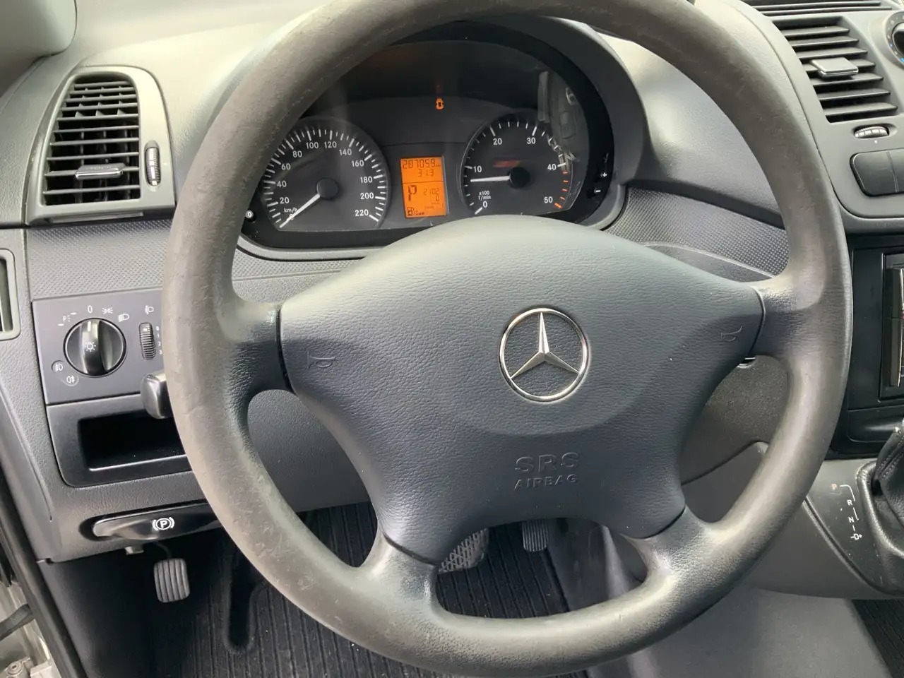 Mercedes-Benz Vito 122 CDI Automaat Koel Auto werkt 100 % 0.gr Airco - Other machinery: picture 4 Mercedes-Benz Vito 122 CDI Automaat Koel Auto werkt 100 % 0.gr Airco - Other machinery: picture 4