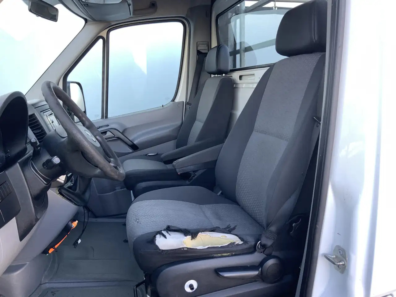 Volkswagen Crafter 50 2.0 TDI L2H1Pick Up Airco Cruise Trekhaak 3500 - Other machinery: picture 4 Volkswagen Crafter 50 2.0 TDI L2H1Pick Up Airco Cruise Trekhaak 3500 - Other machinery: picture 4