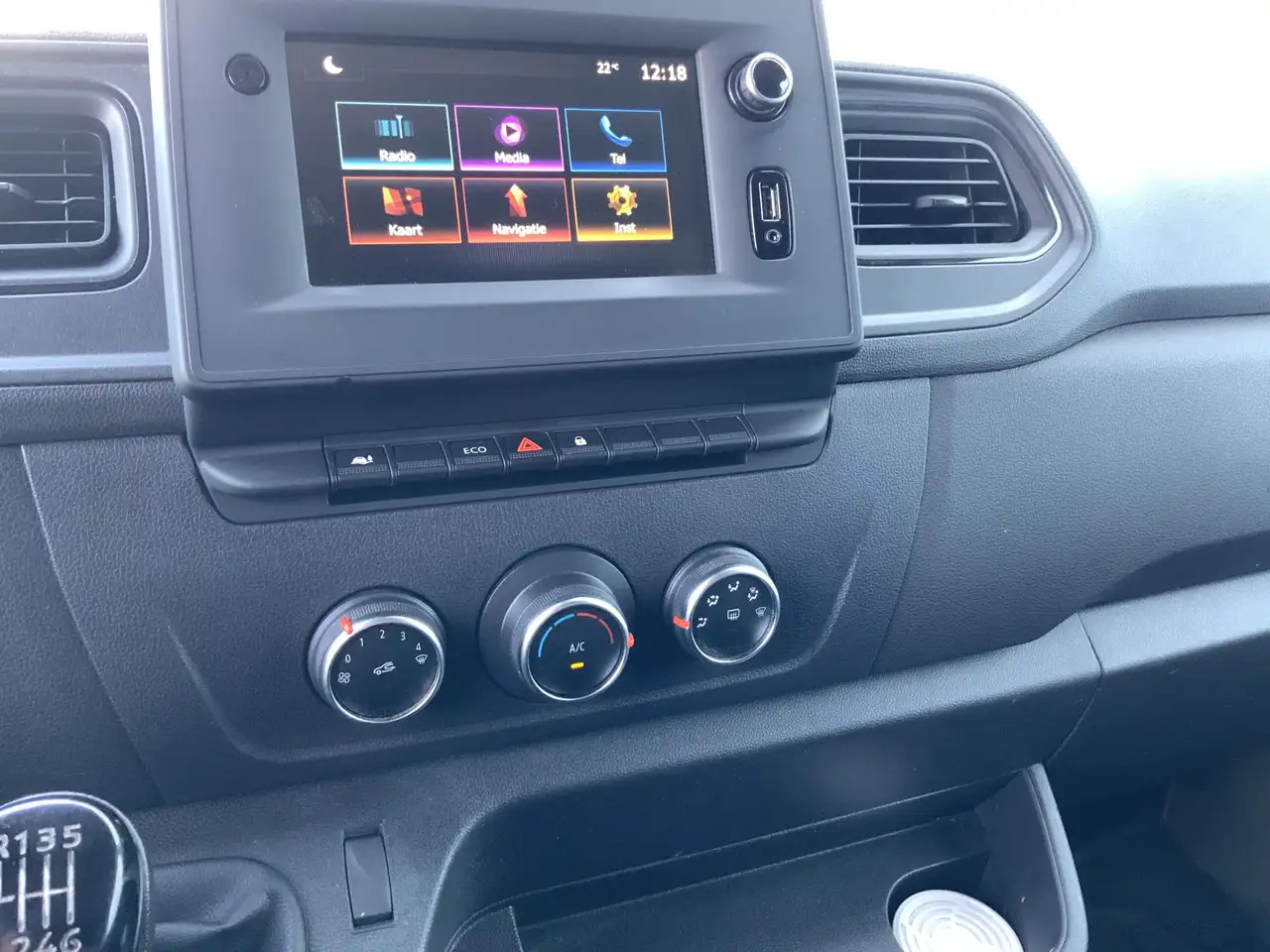 Renault Master T35 2.3 dCi 135 L2H2 Airco Cruise Navi Side Bar Ca - Panel van: picture 5 Renault Master T35 2.3 dCi 135 L2H2 Airco Cruise Navi Side Bar Ca - Panel van: picture 5
