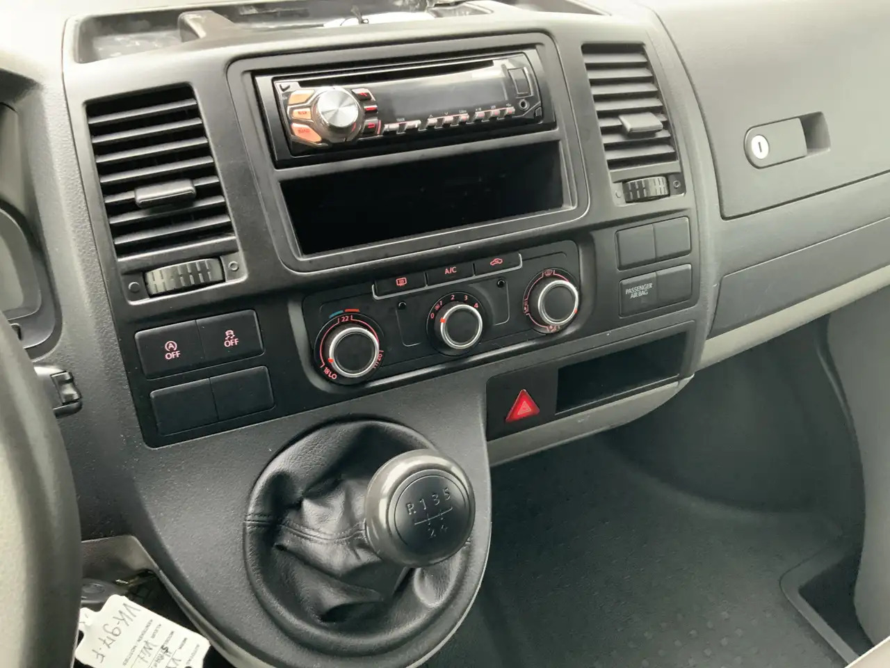 Panel van Volkswagen T5 Transporter 2.0 TDI L2H2 Airco Cruise 3 Zits Imperiaal & Trekh: picture 8