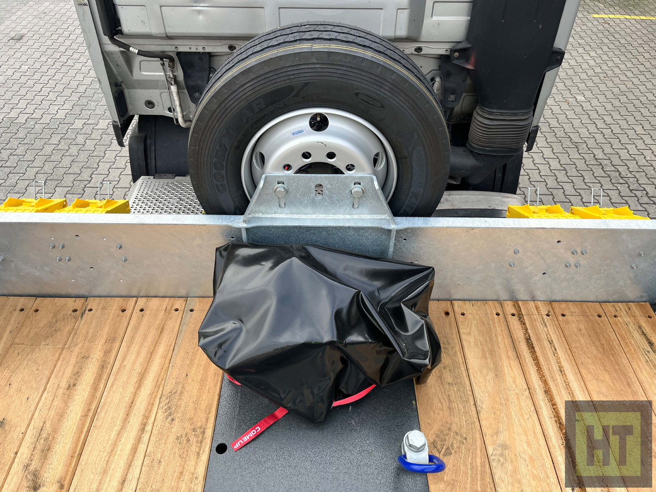 Faymonville MAX Trailer 3-Achs-Semi-hydr.Ladeboden mit Rampen-Holzbelag - Low loader semi-trailer: picture 3 Faymonville MAX Trailer 3-Achs-Semi-hydr.Ladeboden mit Rampen-Holzbelag - Low loader semi-trailer: picture 3