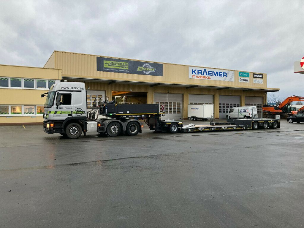 Meusburger 1+3-Achs-Tiefbett-Kombination mit Halbachsen - Low loader semi-trailer: picture 2 Meusburger 1+3-Achs-Tiefbett-Kombination mit Halbachsen - Low loader semi-trailer: picture 2