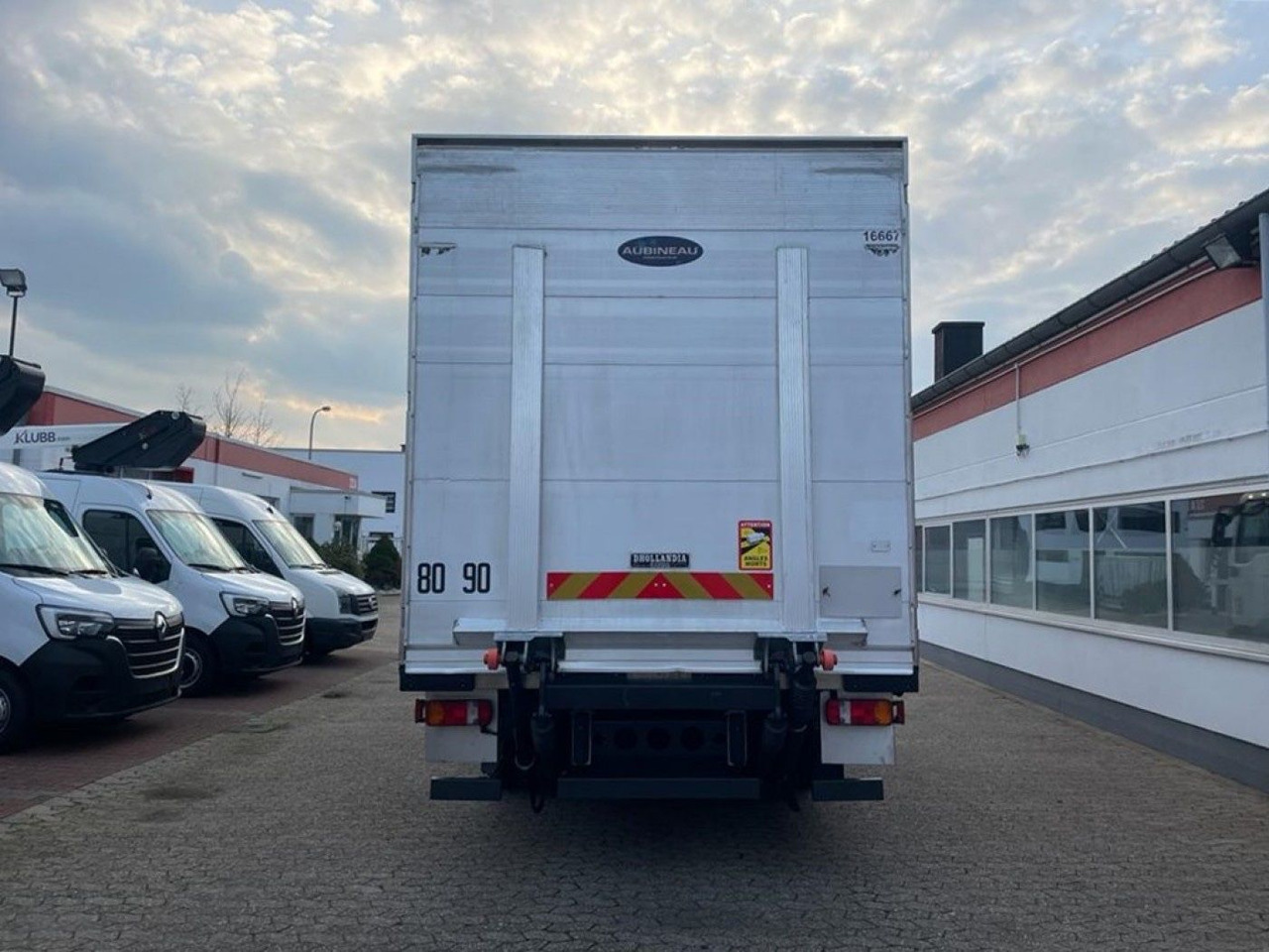 MAN TGL 10.220 Doka Möbelkoffer Umzug Fahrzeug - Box truck: picture 5 MAN TGL 10.220 Doka Möbelkoffer Umzug Fahrzeug - Box truck: picture 5