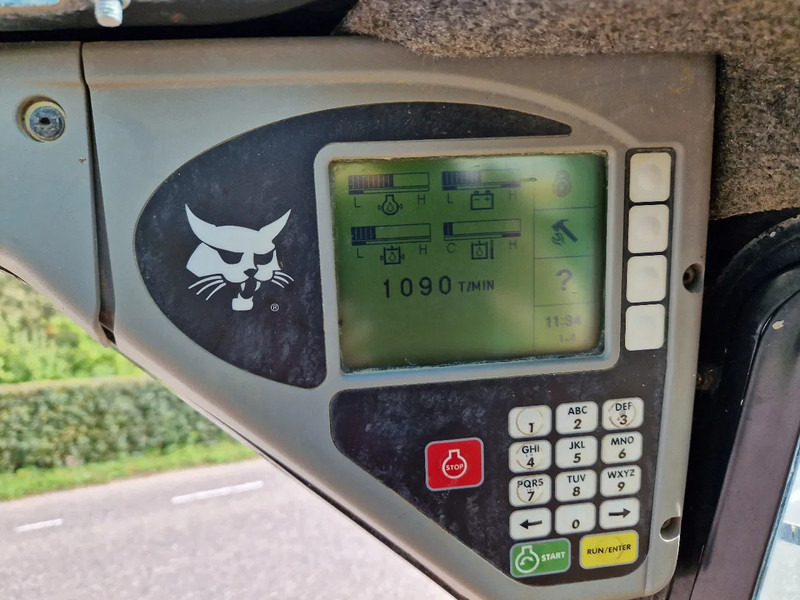 Skid steer loader Bobcat T190 rupsschranklader: picture 10