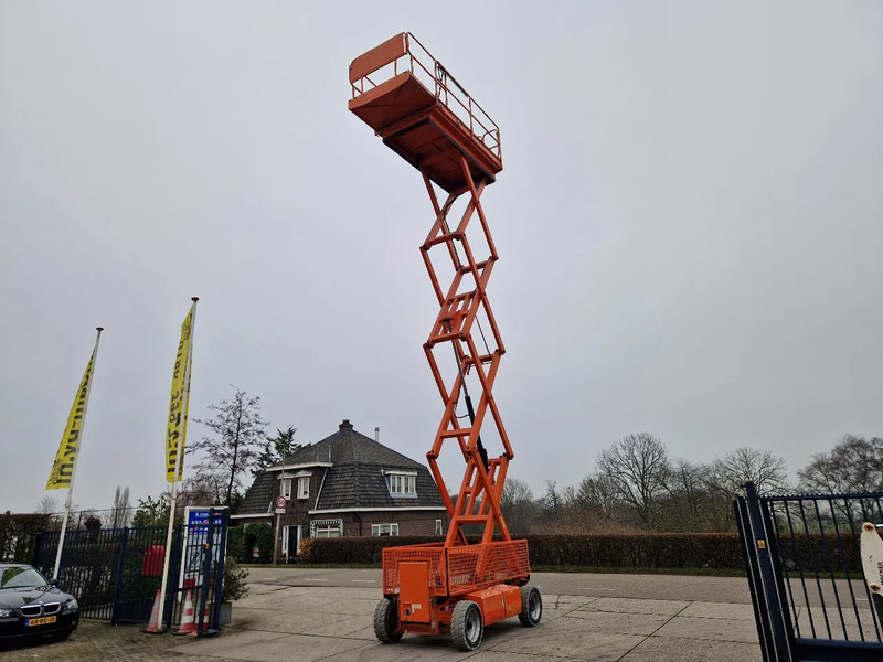 JLG 3369LE elektrisch werkhoogte 12.06m. - Scissor lift: picture 2 JLG 3369LE elektrisch werkhoogte 12.06m. - Scissor lift: picture 2