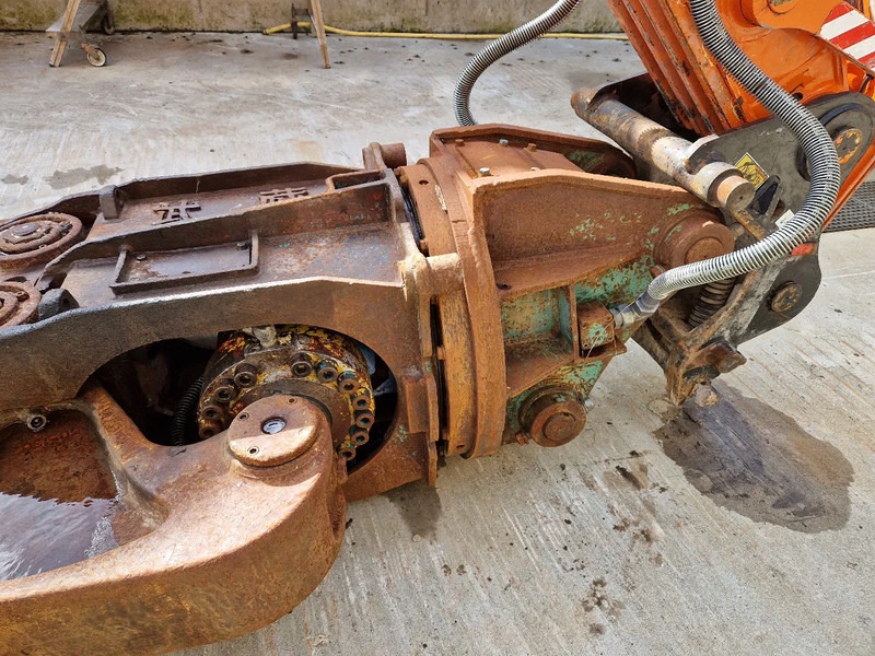 Komatsu JCY17 schrootschaar/betonvergruizer - Demolition shears: picture 4 Komatsu JCY17 schrootschaar/betonvergruizer - Demolition shears: picture 4