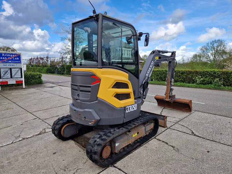 Volvo ECR25D met 2562 uur - Mini excavator: picture 5 Volvo ECR25D met 2562 uur - Mini excavator: picture 5