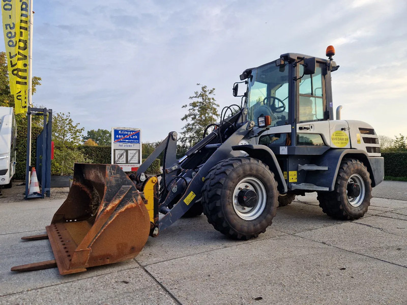 Yanmar / Terex TL80 met NL kenteken very low hours! - Wheel loader: picture 1 Yanmar / Terex TL80 met NL kenteken very low hours! - Wheel loader: picture 1