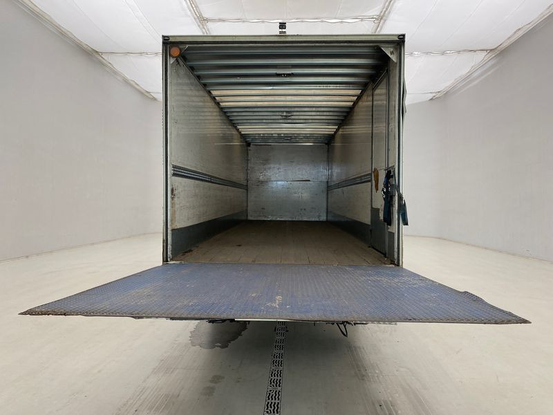 Box truck DAF CF65.250: picture 6