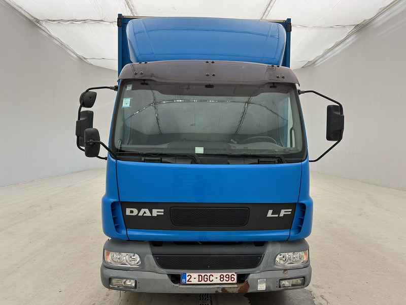 DAF LF45.150 - Curtainsider truck: picture 2 DAF LF45.150 - Curtainsider truck: picture 2