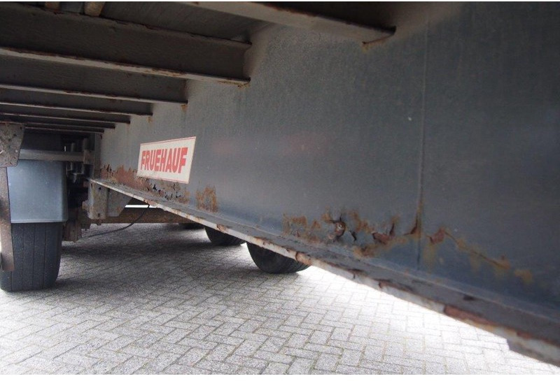 Fruehauf Tautliner - Curtainsider semi-trailer: picture 4 Fruehauf Tautliner - Curtainsider semi-trailer: picture 4