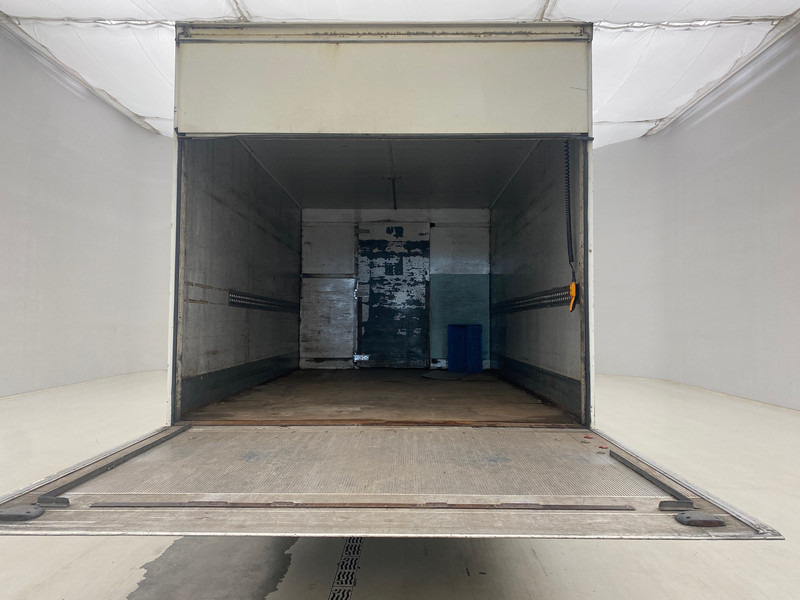 MAN TGL 12.210 - Box truck: picture 5 MAN TGL 12.210 - Box truck: picture 5