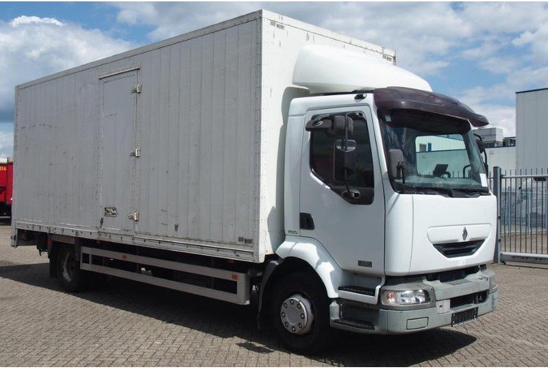 Renault Midlum 220 DCi* - Box truck: picture 3 Renault Midlum 220 DCi* - Box truck: picture 3