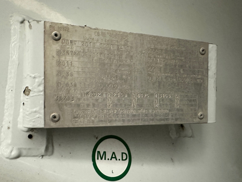 Renault Premium 270 DXi - Tank truck: picture 5 Renault Premium 270 DXi - Tank truck: picture 5