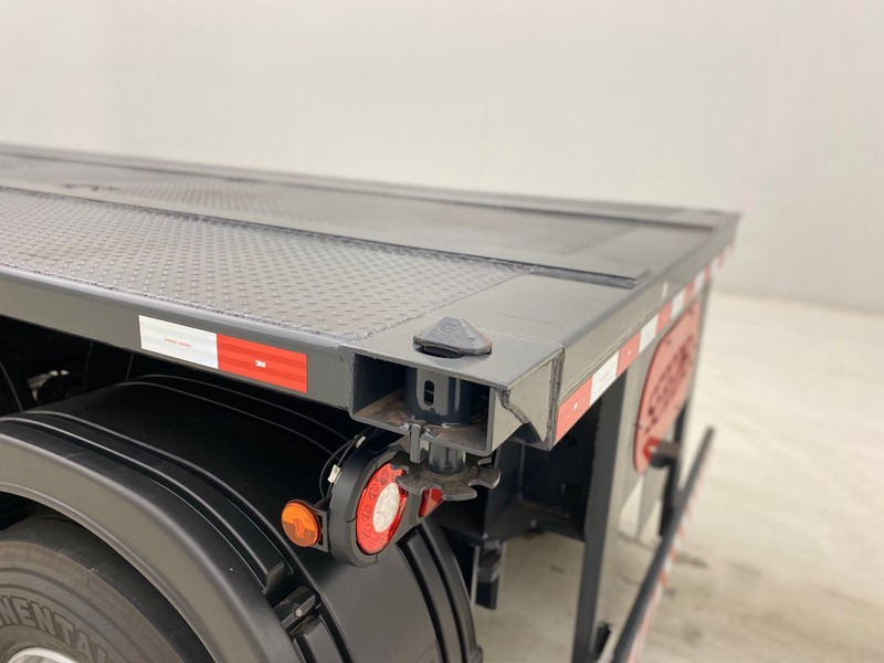 New Container transporter/ Swap body semi-trailer SERGOMEL Chassis/Plateau 20FT - NEW: picture 9