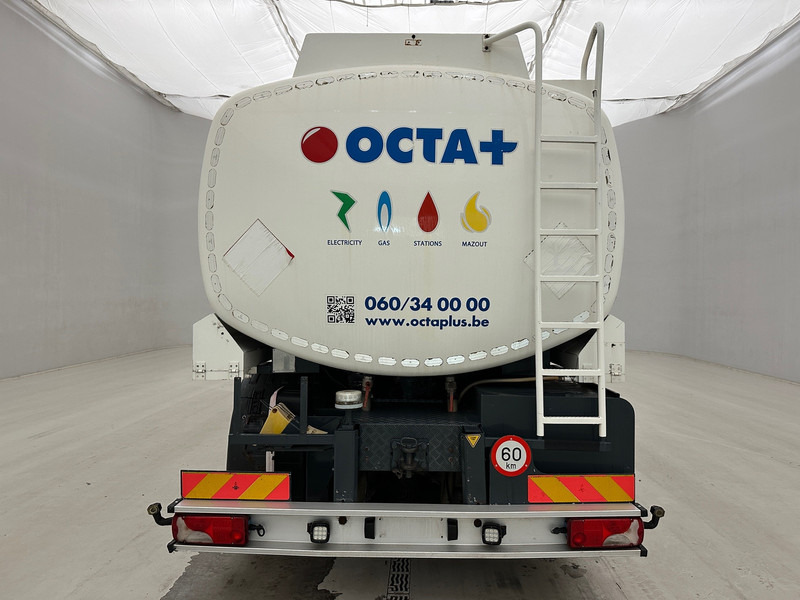 Scania P360 - 6x2 - Tank truck: picture 5 Scania P360 - 6x2 - Tank truck: picture 5