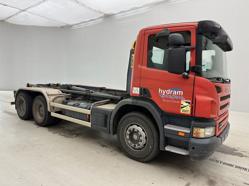 Scania P360 - 6x4 - Hook lift truck: picture 3 Scania P360 - 6x4 - Hook lift truck: picture 3