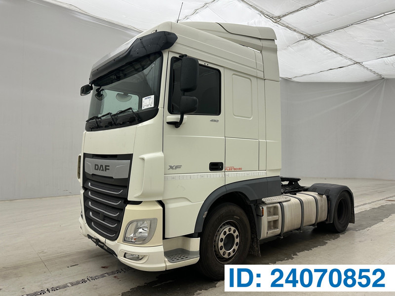 DAF XF 450 Space Cab - Tractor unit: picture 1 DAF XF 450 Space Cab - Tractor unit: picture 1