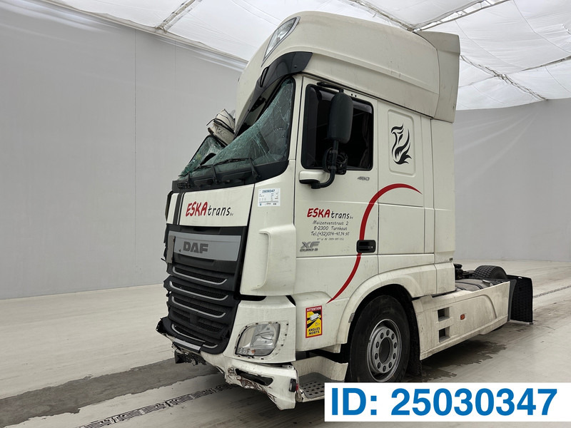 DAF XF 460 Super Space Cab* - Tractor unit: picture 1 DAF XF 460 Super Space Cab* - Tractor unit: picture 1
