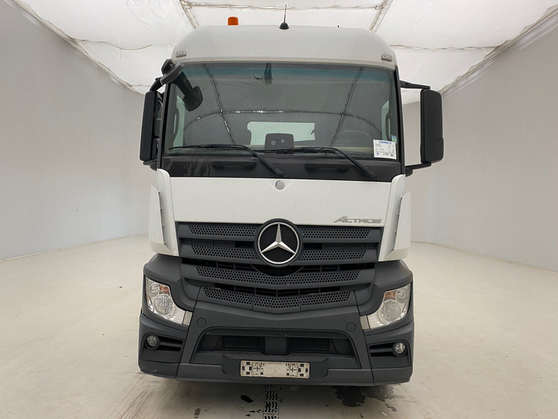Mercedes-Benz Actros 1943 - Tractor unit: picture 2 Mercedes-Benz Actros 1943 - Tractor unit: picture 2