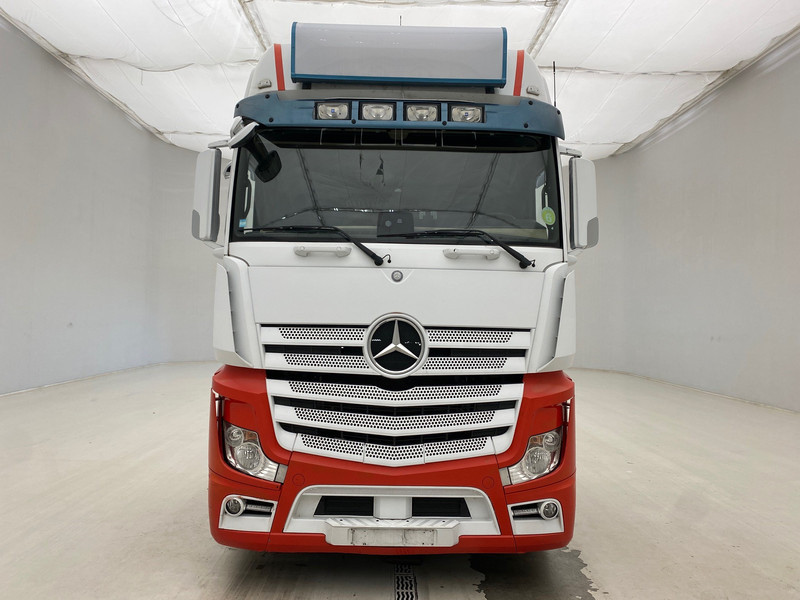 Mercedes-Benz Actros 1963 - Tractor unit: picture 2 Mercedes-Benz Actros 1963 - Tractor unit: picture 2