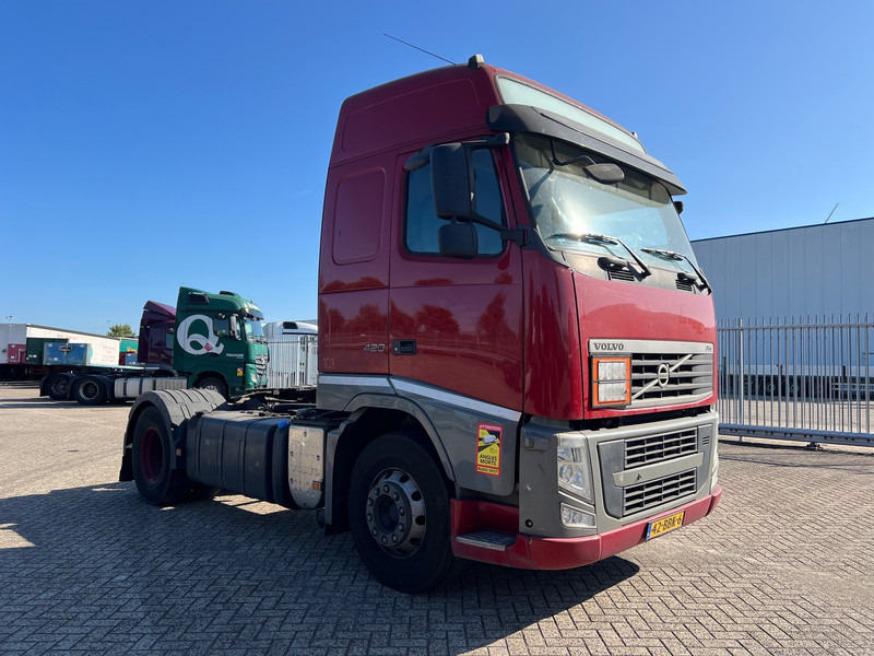 Volvo FH13.420 Globetrotter - ADR - Tractor unit: picture 3 Volvo FH13.420 Globetrotter - ADR - Tractor unit: picture 3