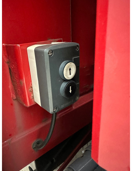 Volvo FL 220 - Curtainsider truck: picture 5 Volvo FL 220 - Curtainsider truck: picture 5