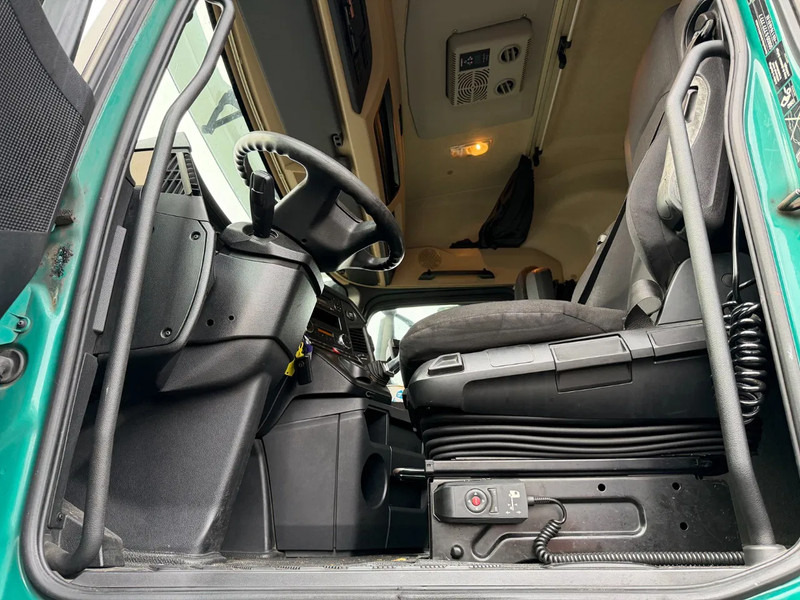 Mercedes-Benz Actros 2545 6X2 Retarder Euro 6 - Curtainsider truck: picture 5 Mercedes-Benz Actros 2545 6X2 Retarder Euro 6 - Curtainsider truck: picture 5