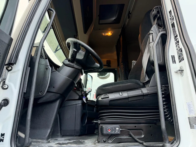 Mercedes-Benz Actros 1848 Big space Retarder Euro 6 - Tractor unit: picture 5 Mercedes-Benz Actros 1848 Big space Retarder Euro 6 - Tractor unit: picture 5