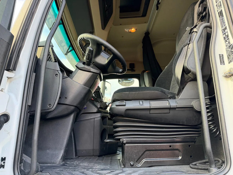 Mercedes-Benz Actros 1848 Big space Retarder Euro 6 - Tractor unit: picture 5 Mercedes-Benz Actros 1848 Big space Retarder Euro 6 - Tractor unit: picture 5