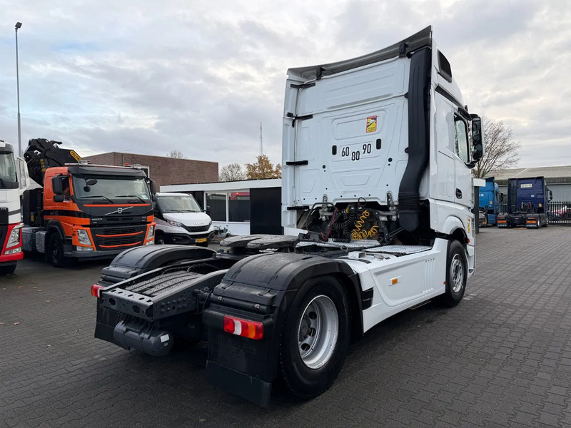 Mercedes-Benz Actros 1848 Big space Retarder Euro 6 - Tractor unit: picture 4 Mercedes-Benz Actros 1848 Big space Retarder Euro 6 - Tractor unit: picture 4