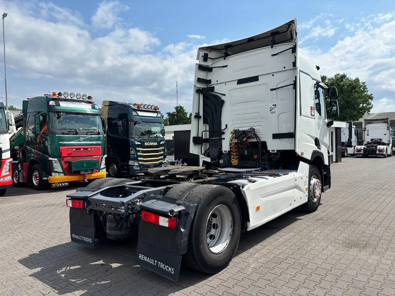 Renault T440 Retarder Euro 6 - Tractor unit: picture 4 Renault T440 Retarder Euro 6 - Tractor unit: picture 4