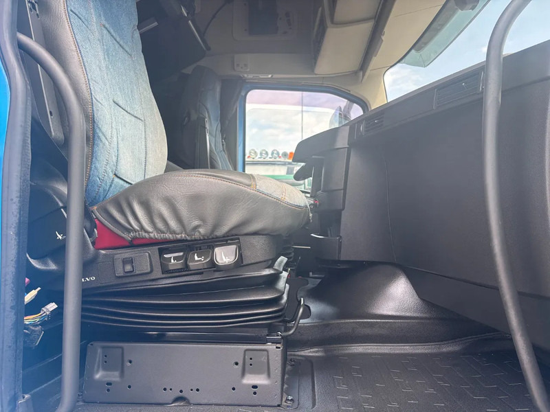 Volvo FH 460 Globetrotter Euro 6 - Tractor unit: picture 5 Volvo FH 460 Globetrotter Euro 6 - Tractor unit: picture 5