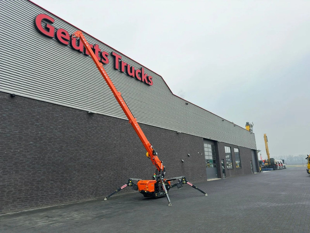 Jekko SPX328CL ELECTRIC RUPS TELESCOOP KRAAN/RAU - Tower crane: picture 2 Jekko SPX328CL ELECTRIC RUPS TELESCOOP KRAAN/RAU - Tower crane: picture 2