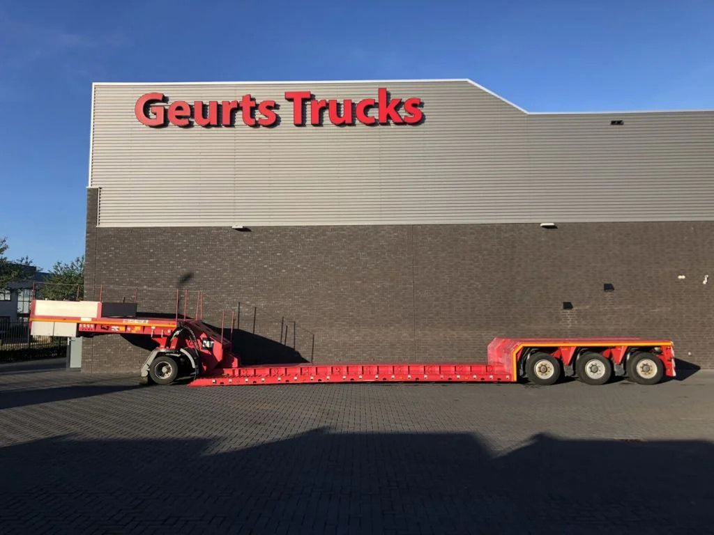 Rojo 1+ 3 LOWLOADER - Low loader semi-trailer: picture 1 Rojo 1+ 3 LOWLOADER - Low loader semi-trailer: picture 1